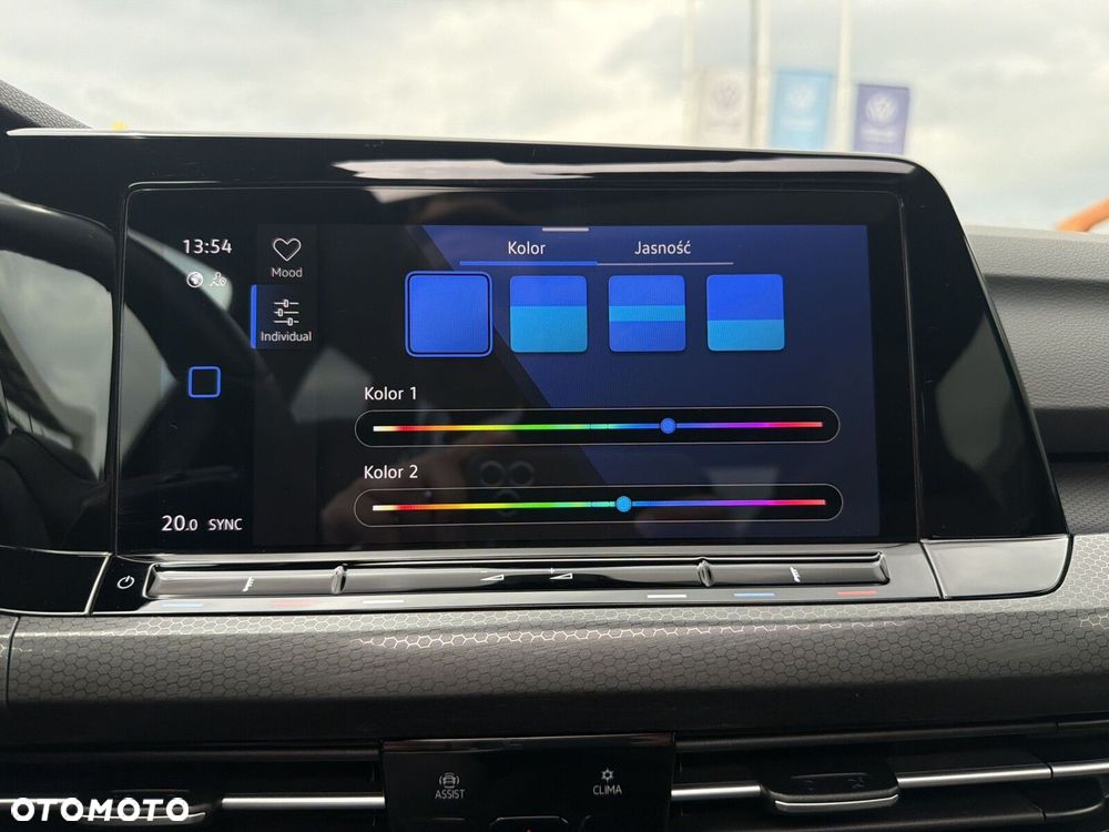 Volkswagen Golf - 28