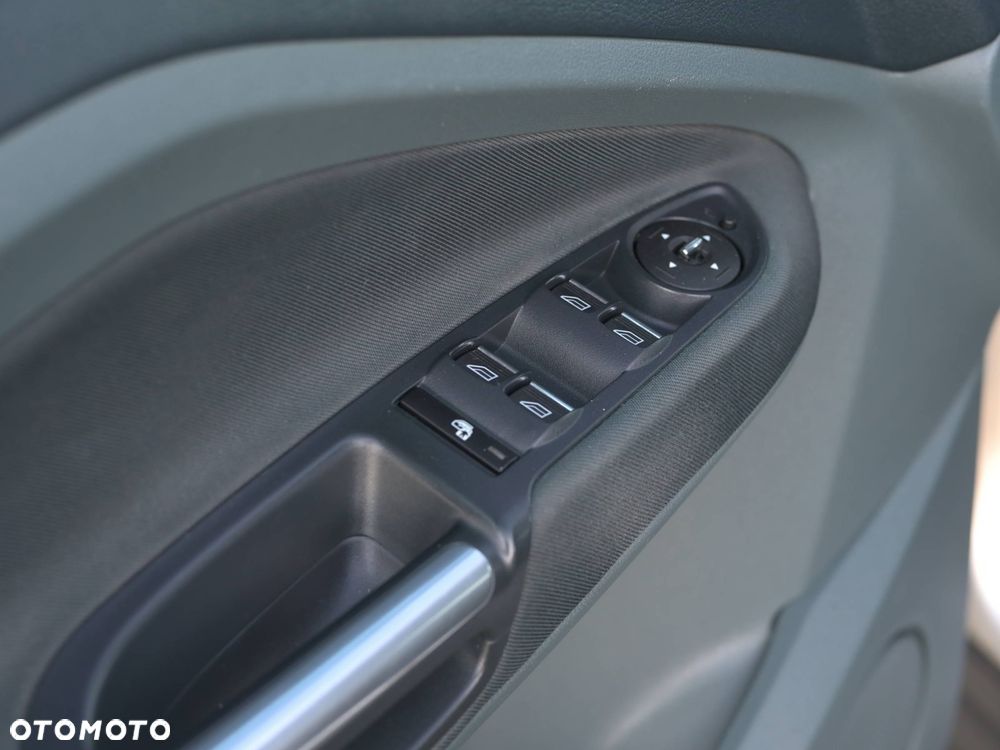 Ford Grand C-MAX 2.0 TDCi Trend MPS6 - 26
