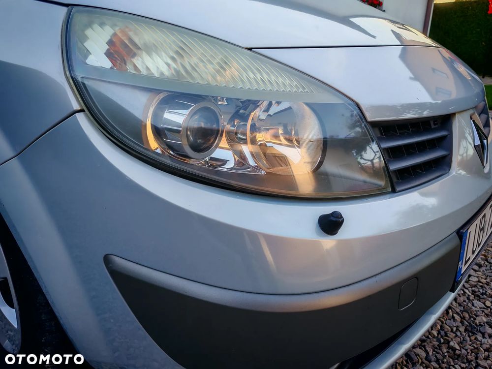 Renault Scenic - 10