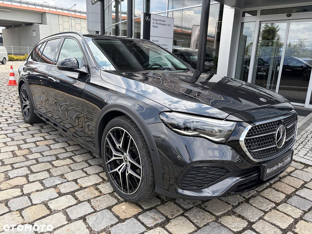 Mercedes-Benz Klasa E 300 de PHEV 4-Matic All-Terrain Avantgarde 9G-Tronic - 1