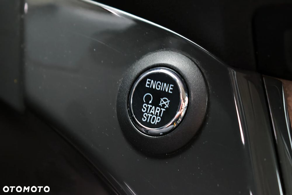 Ford Escape 2.0 EcoBoost AWD Titanium - 17