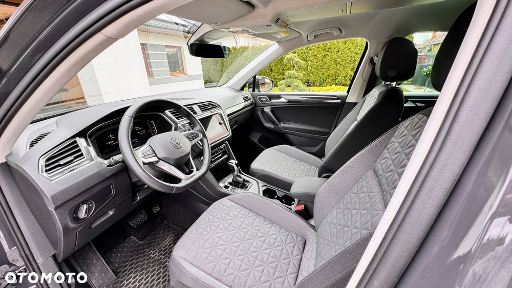 Volkswagen Tiguan 2.0 TDI SCR 4Mot Elegance DSG - 26