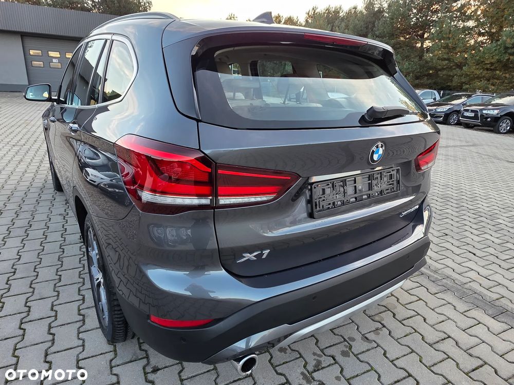 BMW X1 xDrive25e Business Edition - 9
