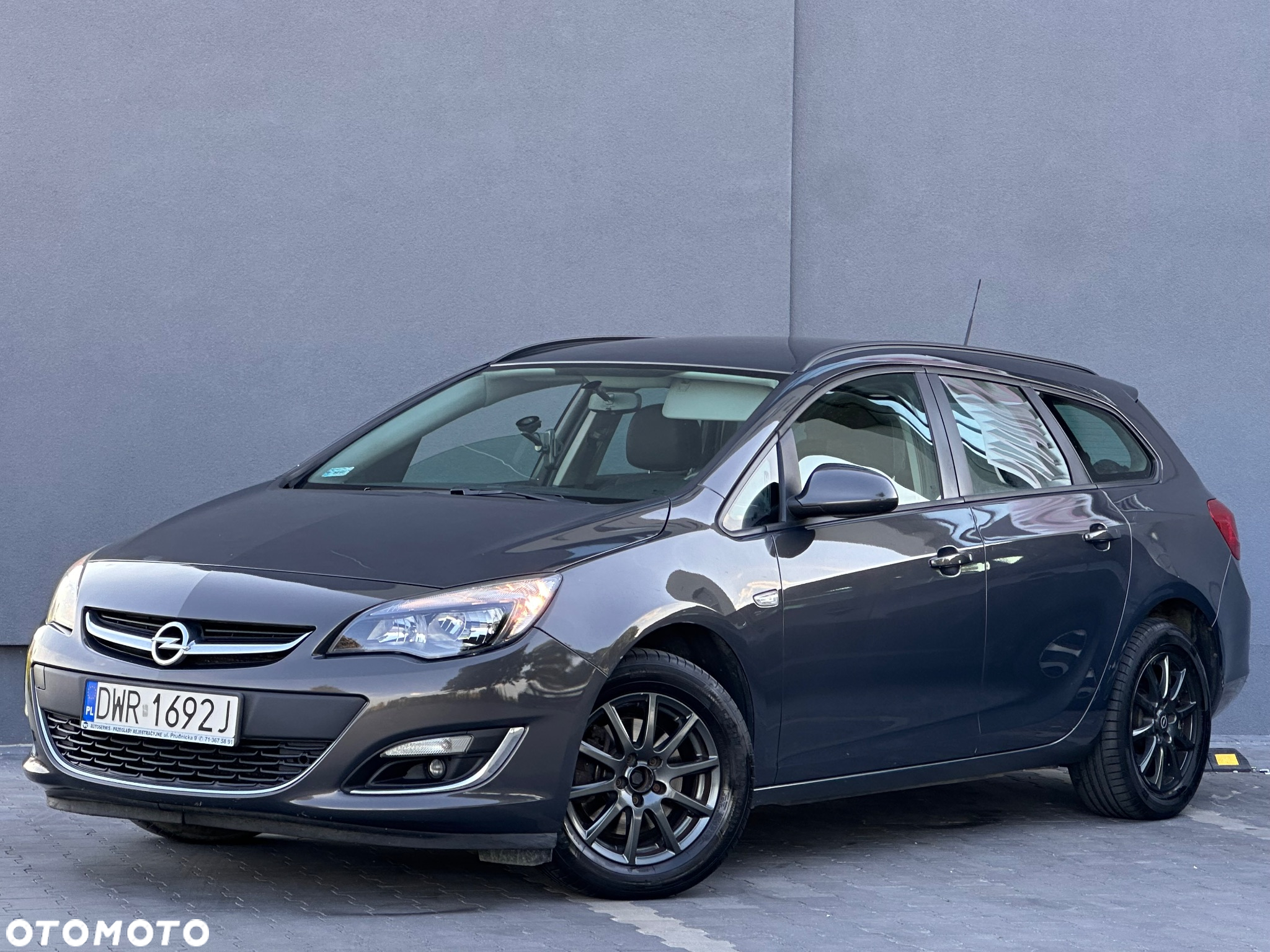 Opel Astra 1.7 CDTI DPF Design Edition - 2
