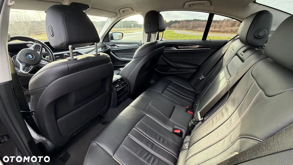BMW Seria 5 520d Sport Line - 14