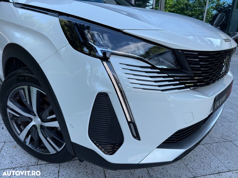 Peugeot 3008 PureTech 130 Stop & Start GPF EAT8 Allure - 31