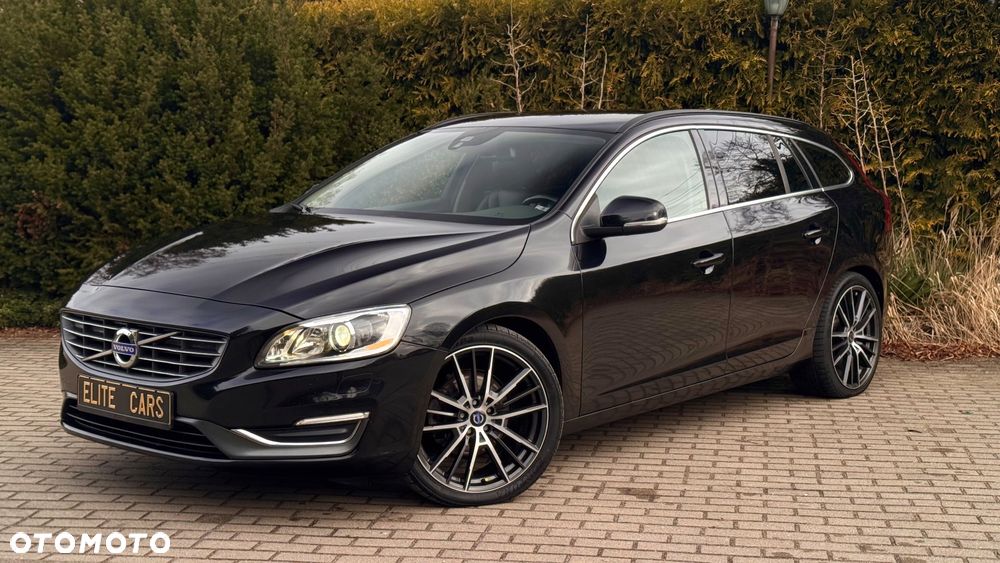 Volvo V60 D4 Geartronic Momentum - 19