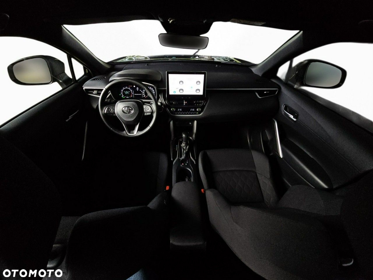 Toyota Corolla Cross - 3