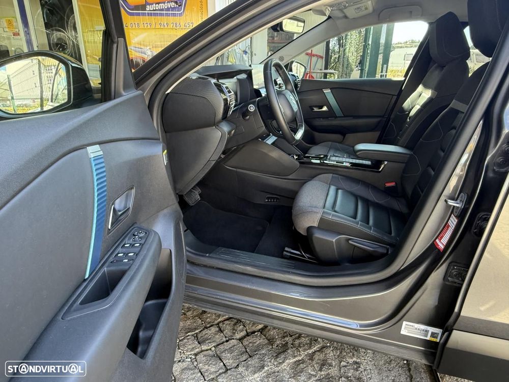 Citroën e-C4 50 kWh Shine - 23
