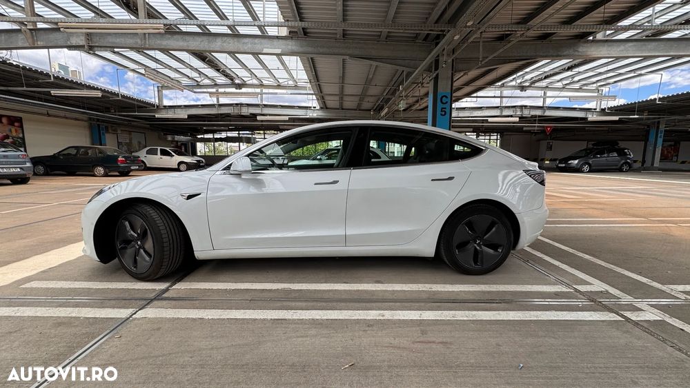 Tesla Model 3 Standard Reichweite Plus Hinterradantrieb - 8