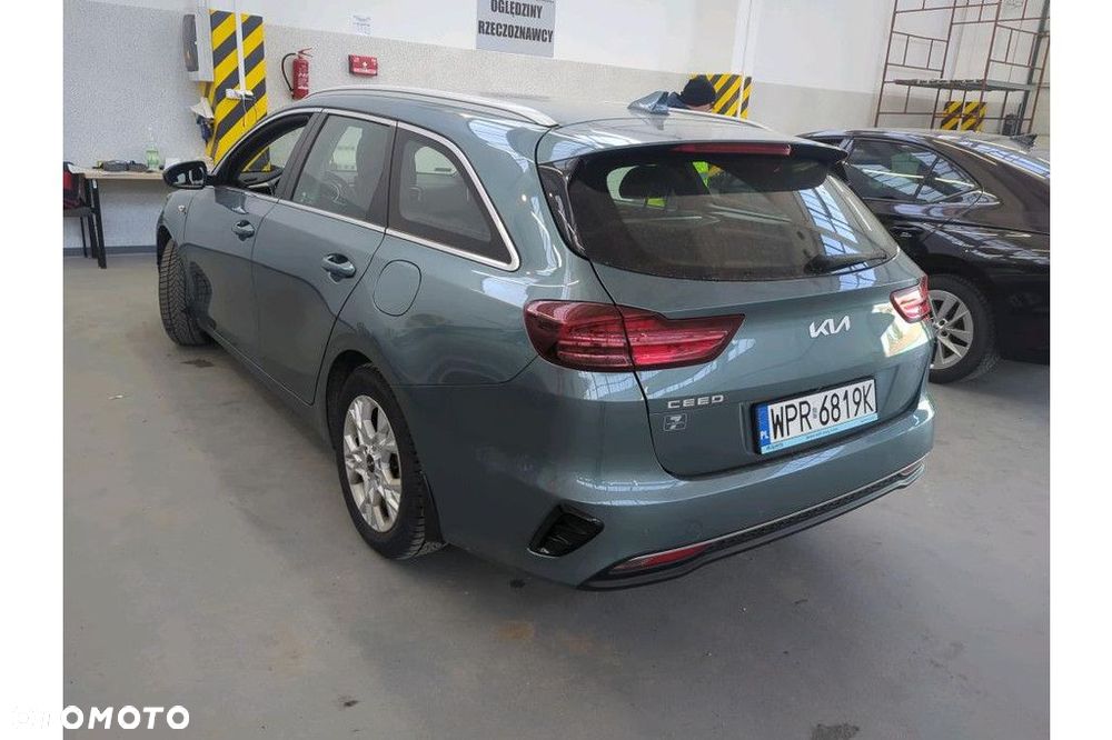 Kia Ceed 1.5 T-GDI M - 2