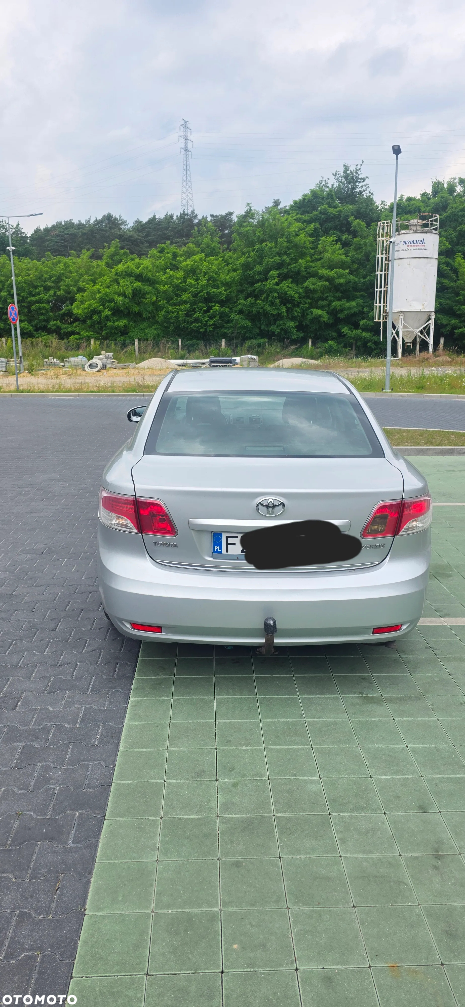 Toyota Avensis - 2