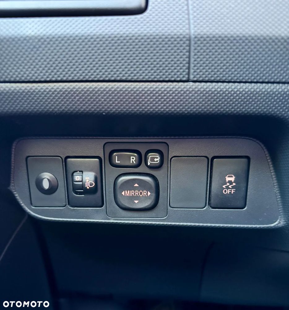 Toyota Auris - 19