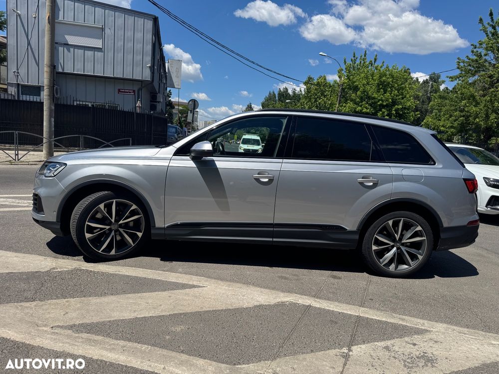Audi Q7 3.0 55 TFSIe quattro Tiptronic S Line - 6