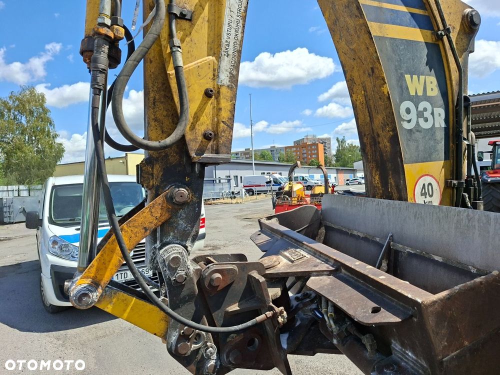 Komatsu Wb93R 4X4 - 40