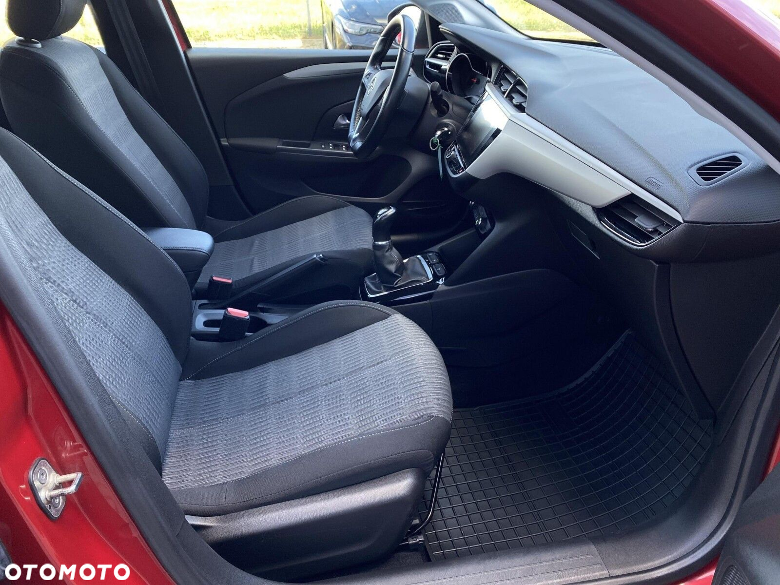 Opel Corsa 1.2 Business S&S - 26