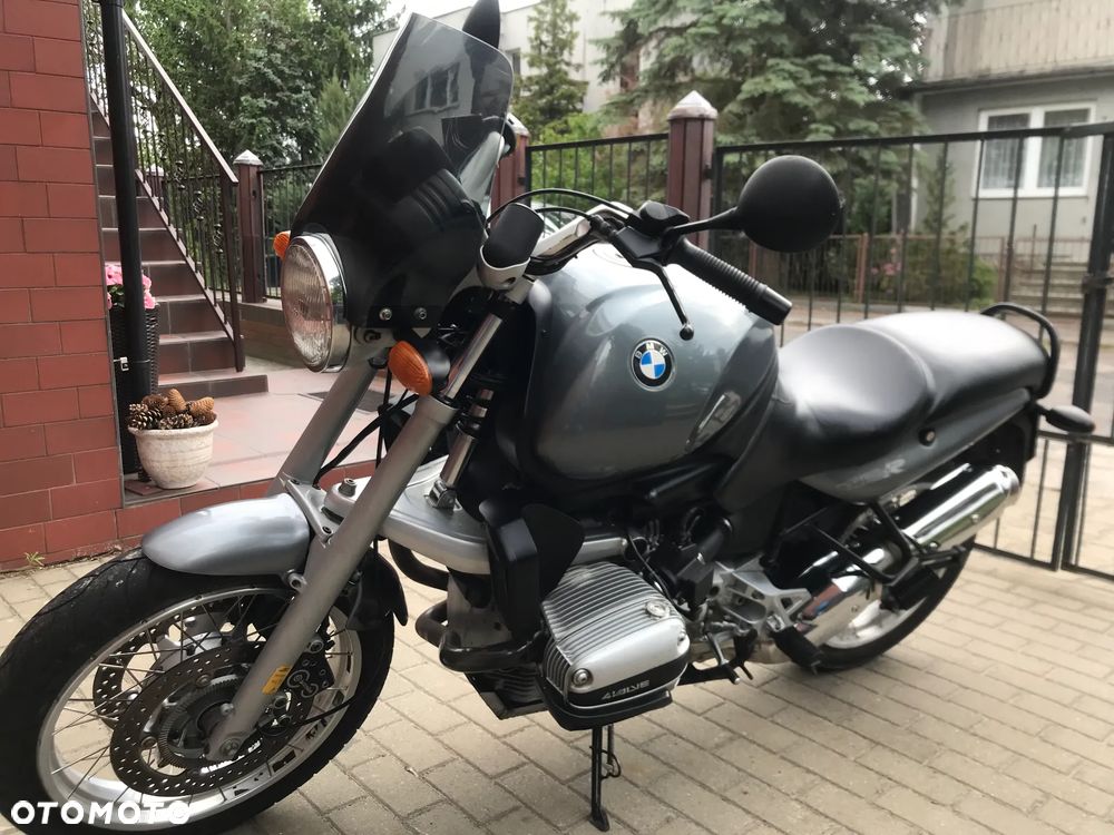 BMW R - 1