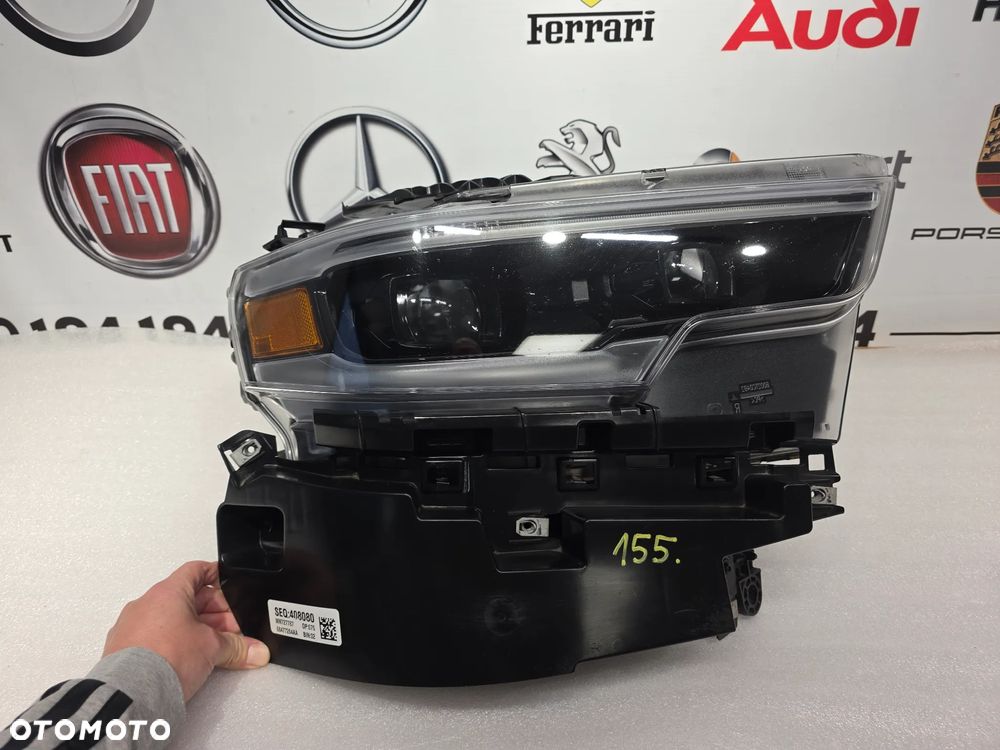 DODGE RAM V 1500 19- BLACK EDITION DYNAMIC IV PRAWA LAMPA PRZEDNIA PRZÓD , NR LE17F6410 / F00HTC705406 / P68477264AA , NR AUKCJI LPP155 - 1