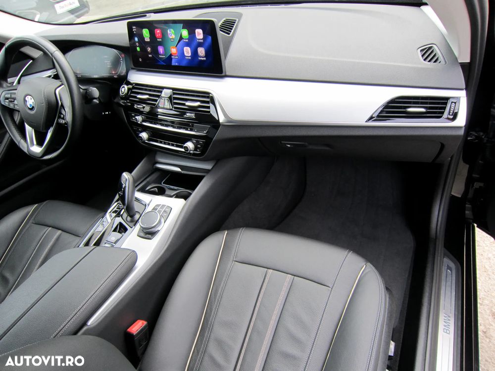 BMW Seria 5 520i AT MHEV - 25