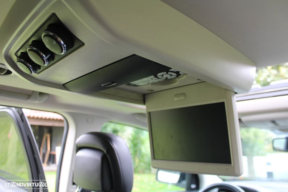 Fiat Freemont 2.0 Multijet 16V DPF Auto 4WD Lounge - 24