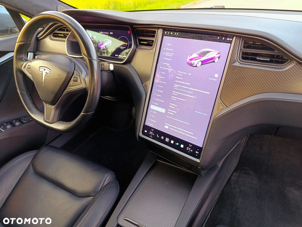 Tesla Model S - 16