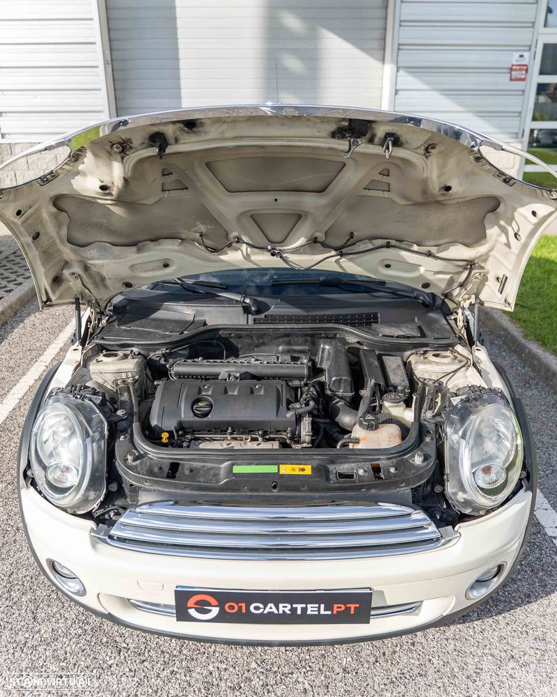 MINI 3 Portas One Aut. Brick Lane - 23