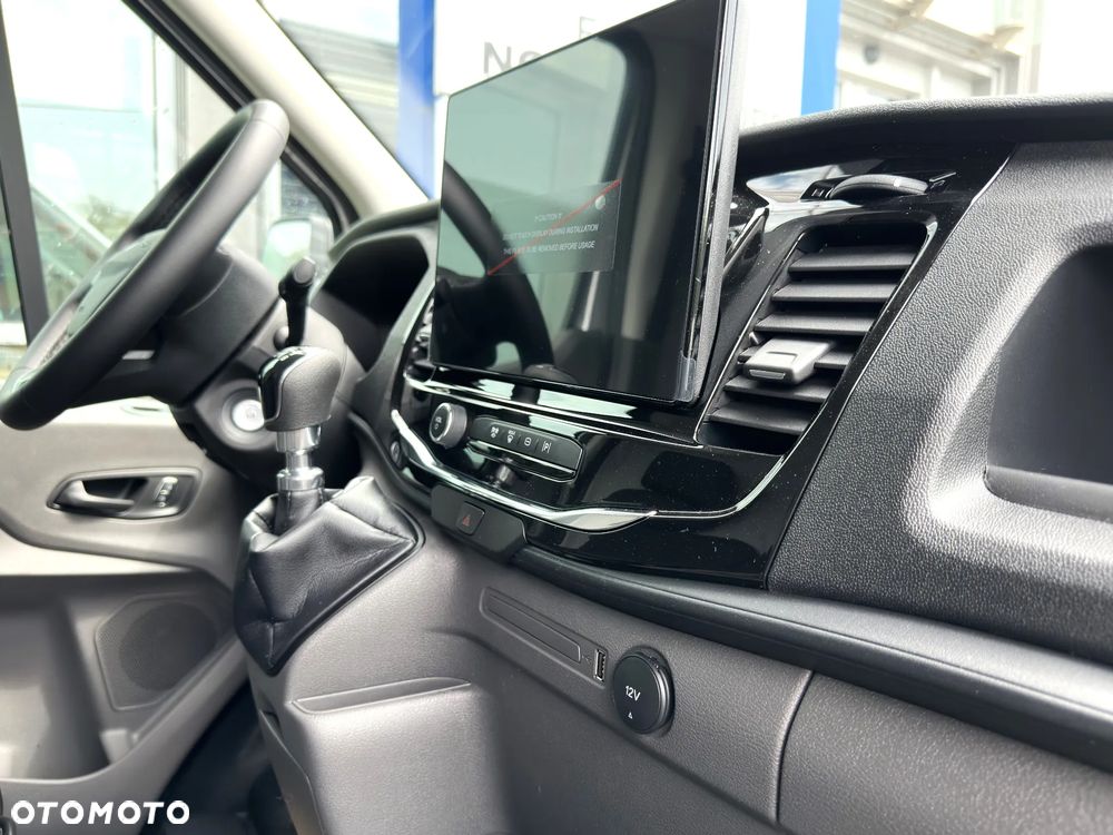 Ford Transit - 12