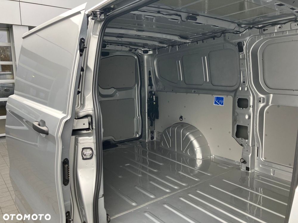 Volkswagen Transporter Transporter Furgon silnik: 2,0 l TDI 150 KM / skrzynia biegów: 6-biegowa manualna rozstaw osi: 3500 mm - 16