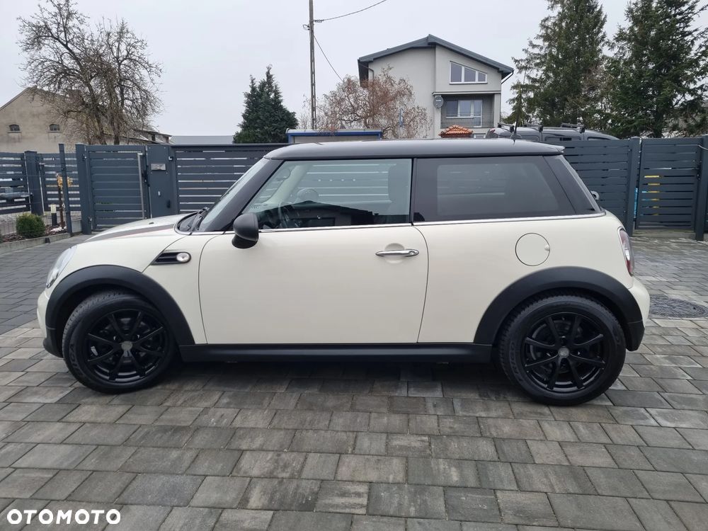 MINI ONE Brick Lane - 8