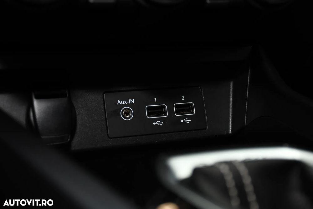 Renault Arkana E-TECH 145 Evolution - 38
