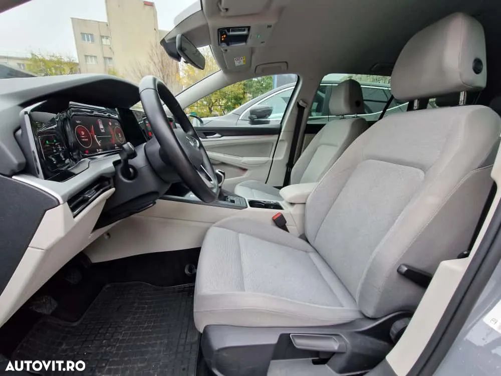 Volkswagen Golf 1.5 TSI ACT Life - 9