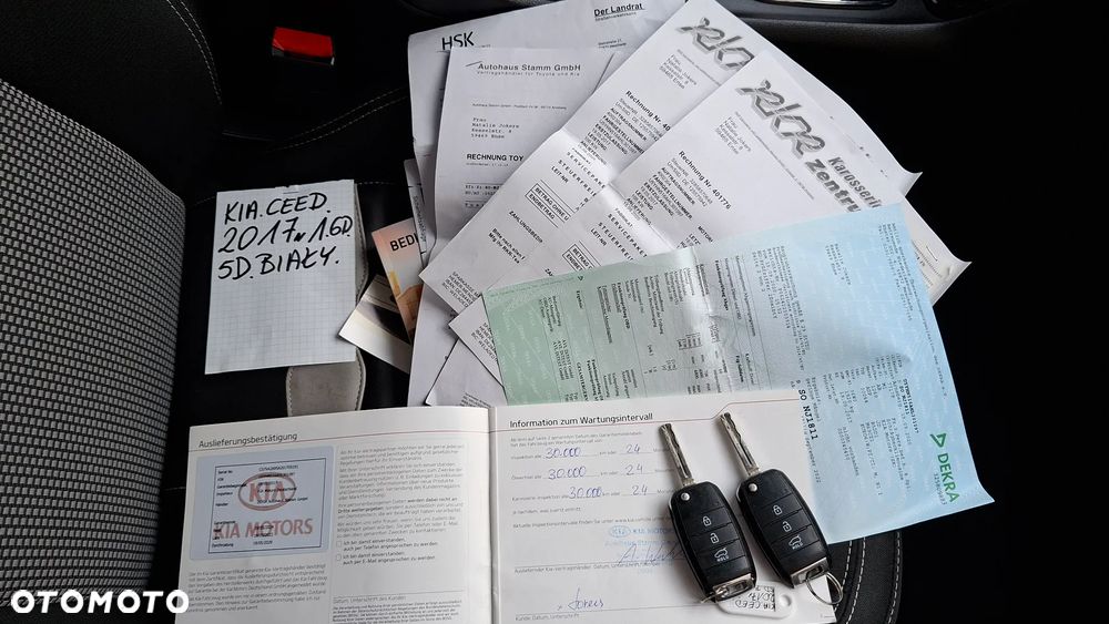 Kia Ceed 1.6 CRDi 136 ISG Dream-Team Edition - 34