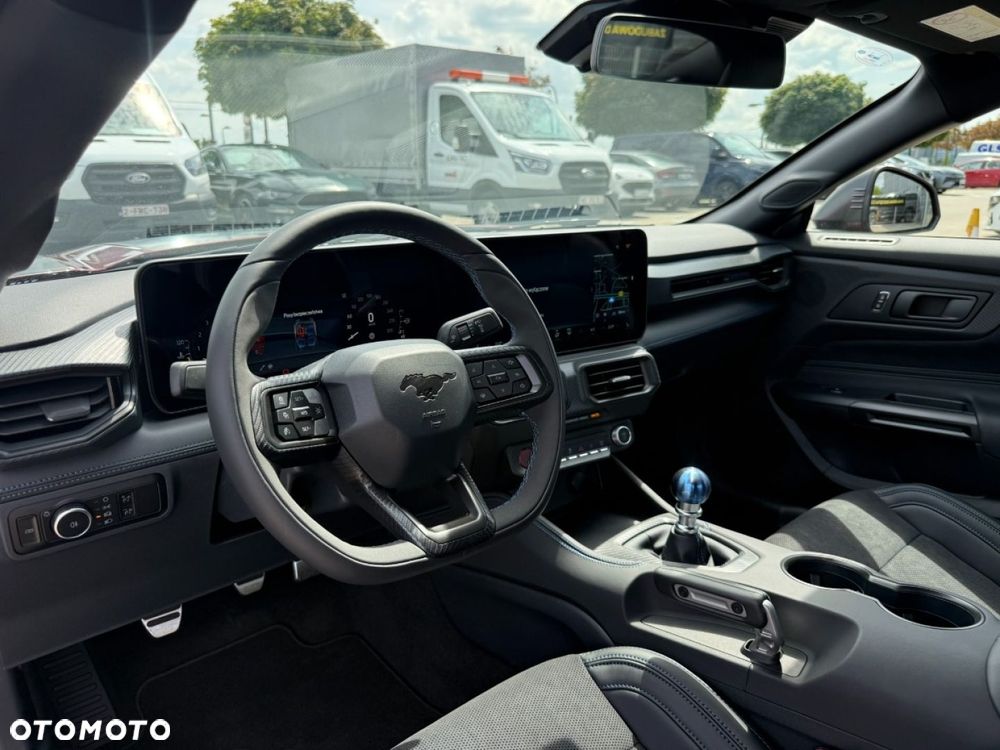 Ford Mustang - 19