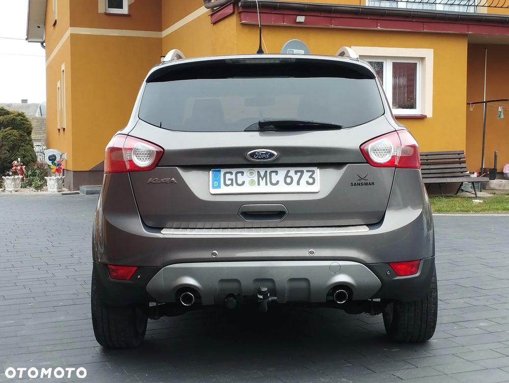 Ford Kuga 2.0 TDCi 2x4 Titanium - 5