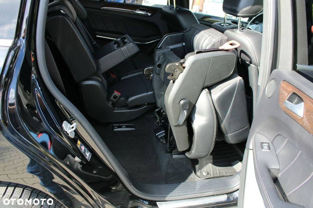 Mercedes-Benz GL - 25