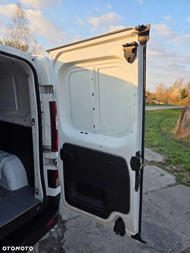 Fiat Talento trafic vivaro vat 23% klima Tempomat długi bez adblue jedna turbina - 17