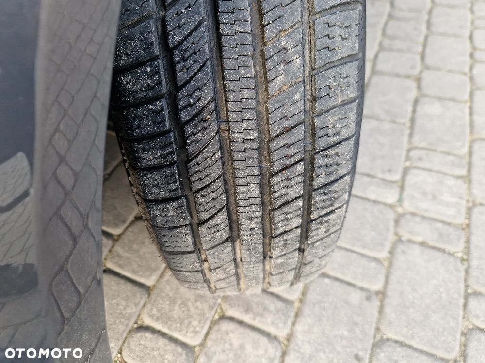 Opel Corsa 1.4 16V Color Elegance - 26