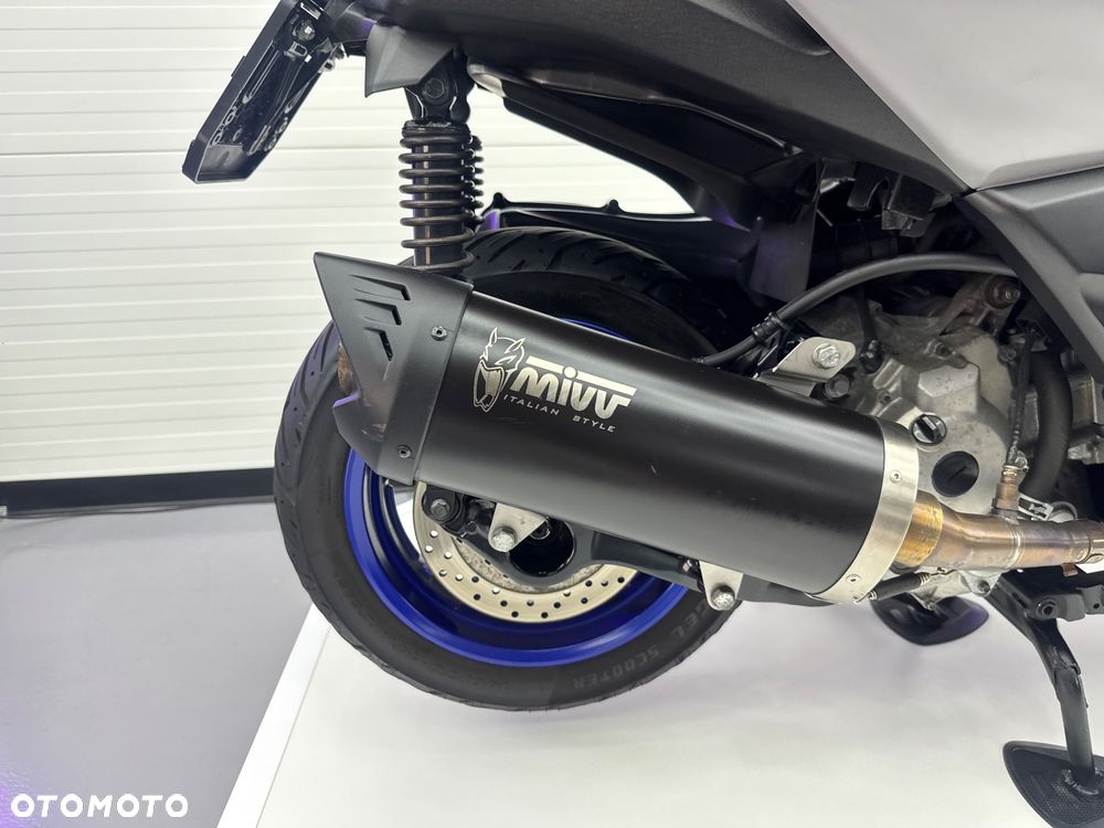 Yamaha X-max - 18
