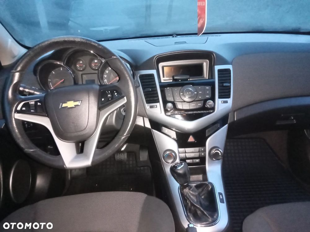 Chevrolet Cruze 2.0TD LTZ+ - 8