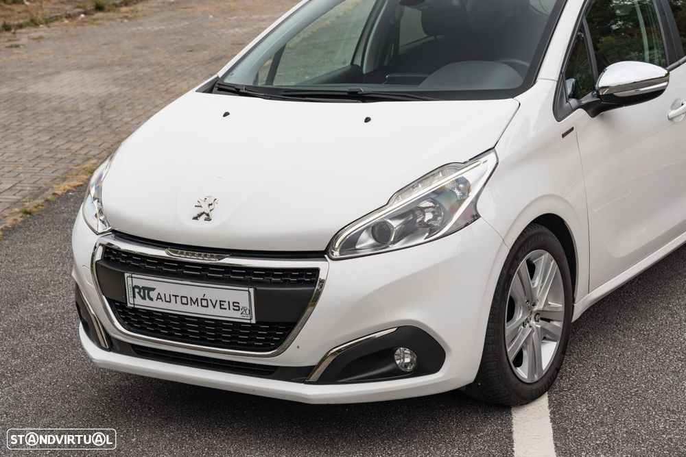 Peugeot 208 1.2 PureTech Signature - 7