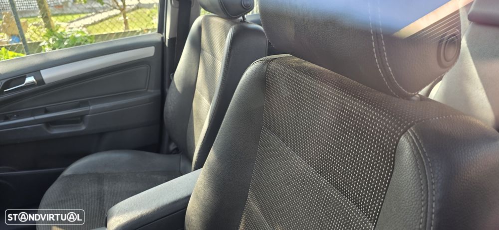 Opel Zafira 1.9 CDTI Cosmo Auto. - 4