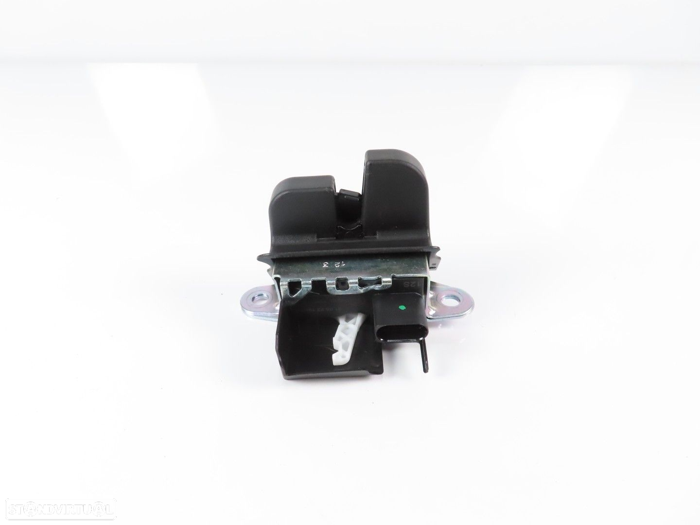 Fecho da mala Usado / Original VW POLO (AW1, BZ1)/VW VW Golf VIII Hatchback (CD1... - 2