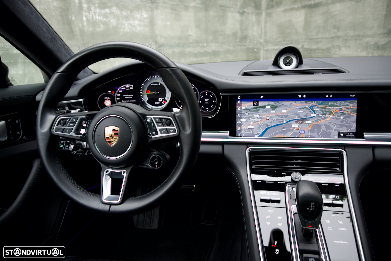 Porsche Panamera Turbo S E-Hybrid - 35