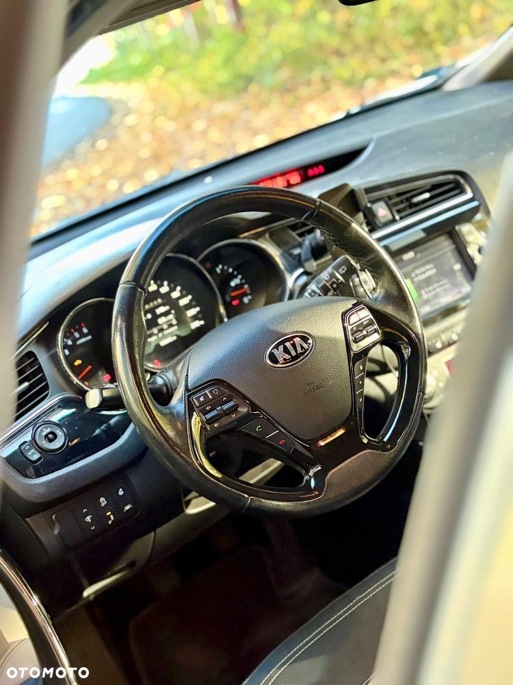 Kia Ceed - 21