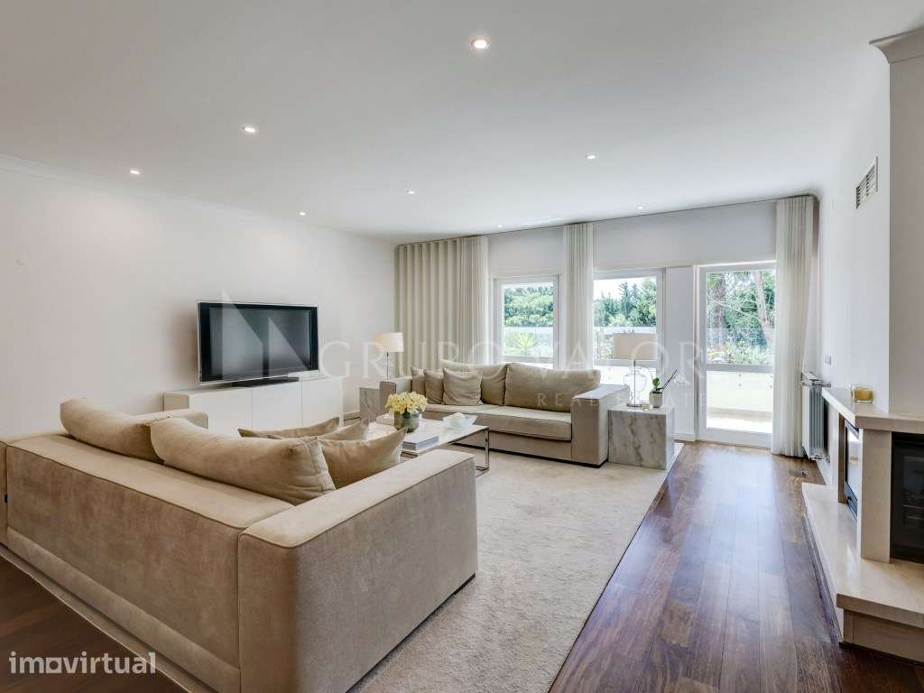 Apartamento T3 com 2 Terraços e Piscina - Condomínio Splendid Belou... - Grande imagem: 4/40
