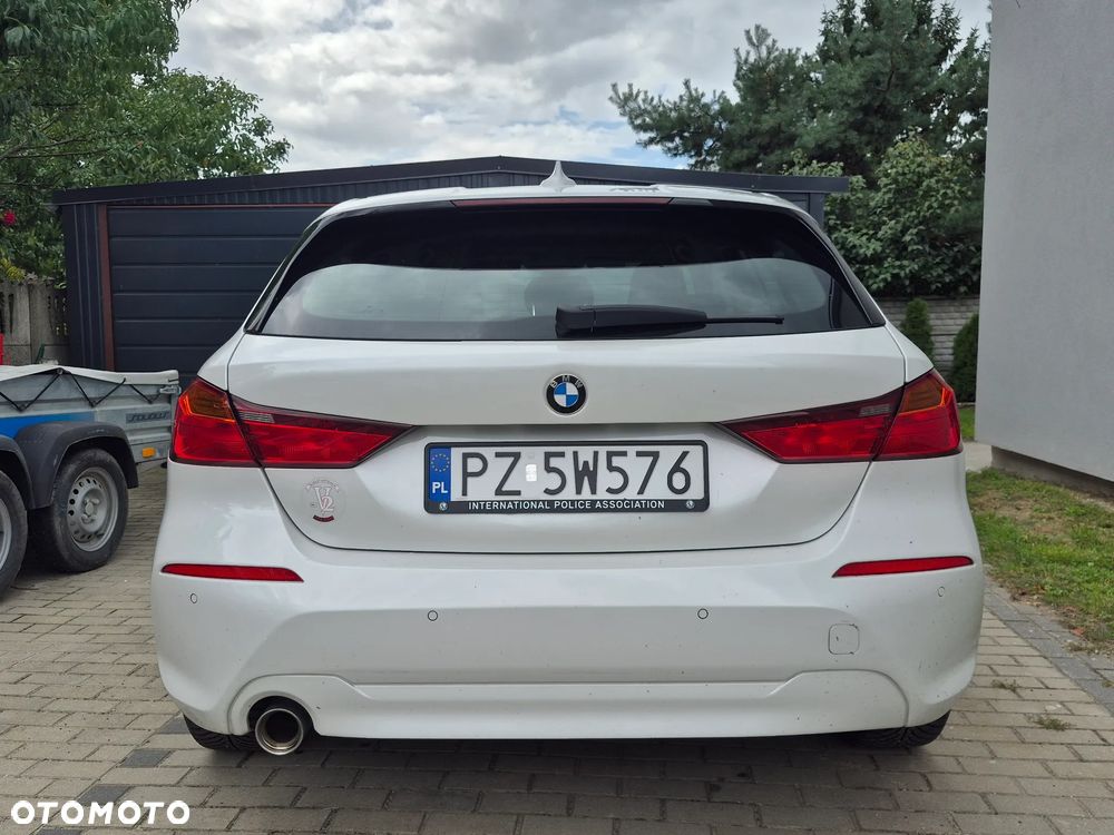 BMW Seria 1 118i - 5