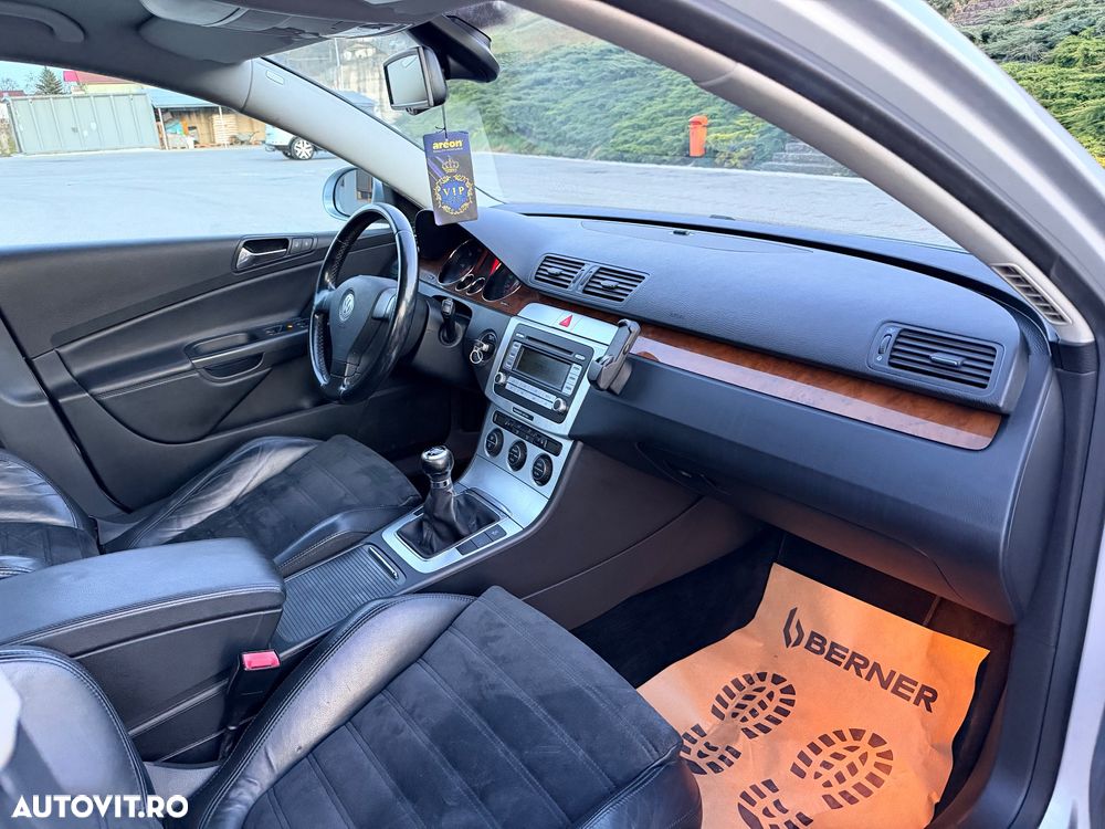 Volkswagen Passat 2.0 TDI DPF Highline - 10