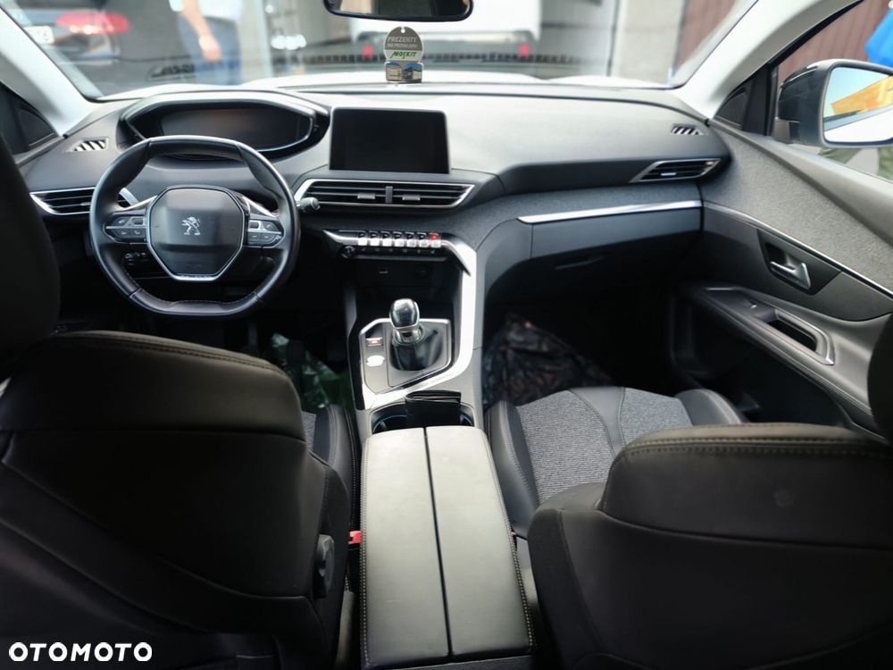 Peugeot 3008 PureTech 130 Stop & Start Active - 17