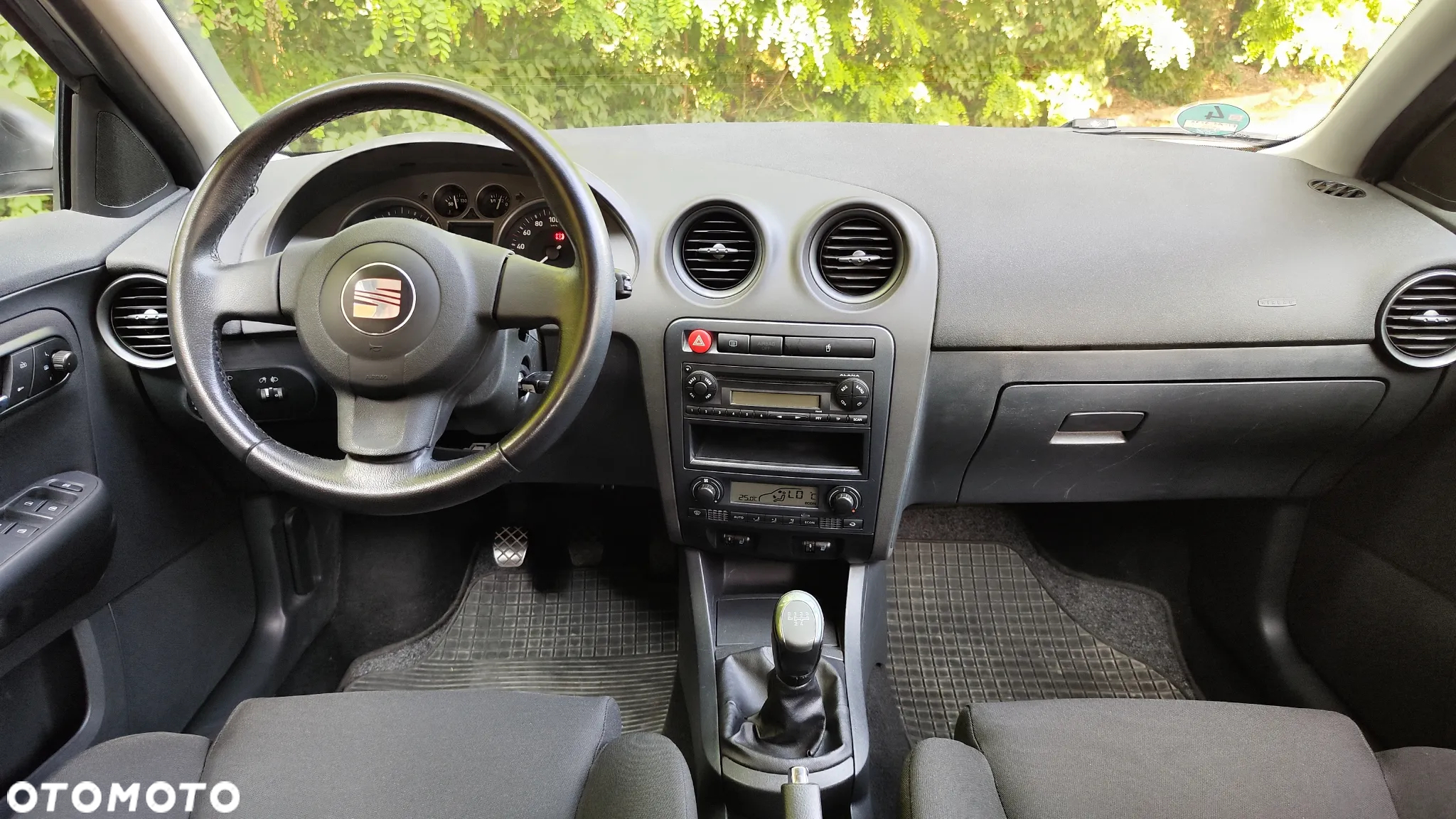 Seat Ibiza 1.4 16V Sport Edition - 26