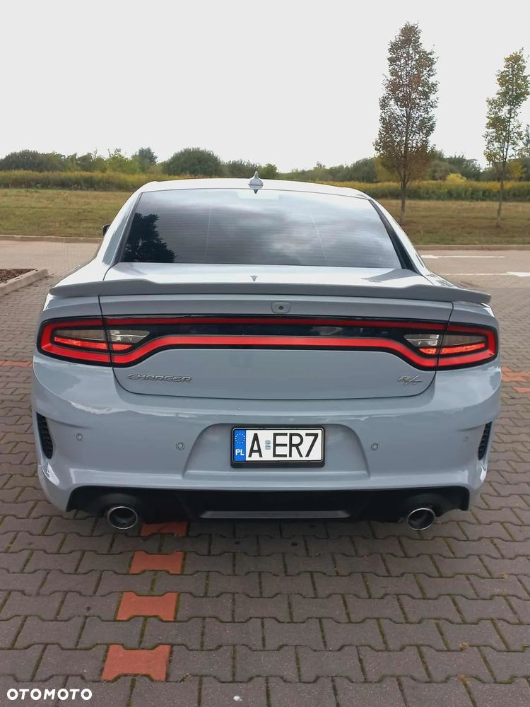 Dodge Charger 5.7 R/T - 2